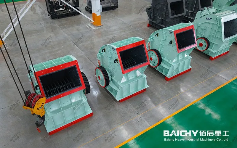 Тяжёлая молотковая дробилка Baichy на производственной площадке